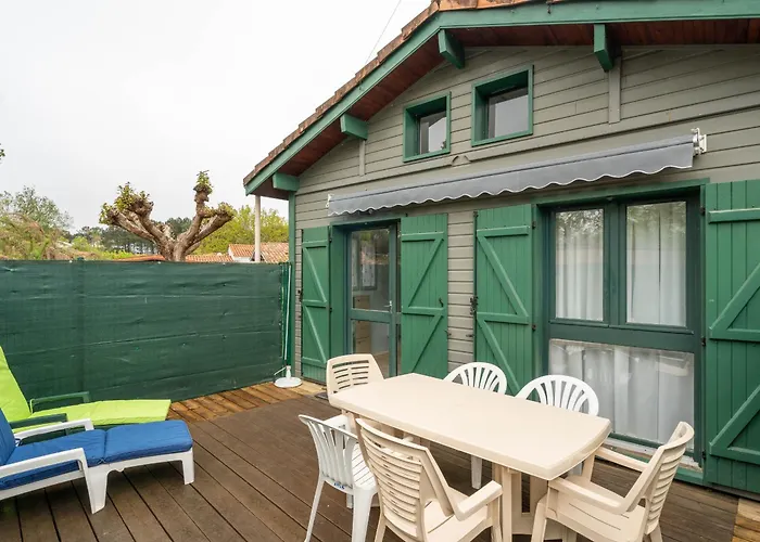 Maison Familiale A Biscarrosse : Terrasse, Tennis, Plage Et Pistes Cyclables A Proximite - Fr-1-319-507
