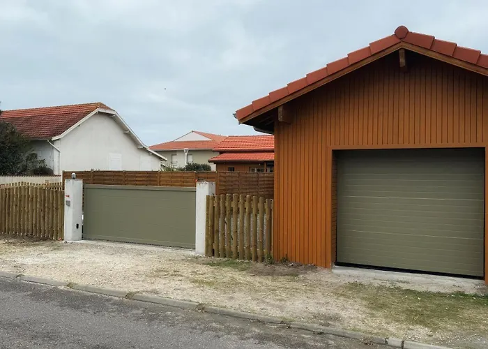 La cabane de Mamie classée 4 étoiles à 150m de la plage 2 chambres 3 lits
