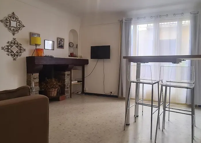 Appartement Avec Wi-Fi Et Balcon Au Coeur De Collioure, A 100M De La Plage! - Fr-1-309-109