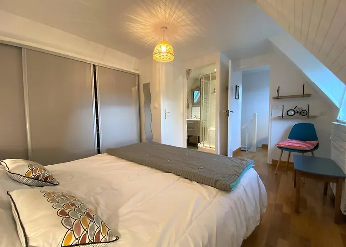 Maison bretonne de charme rénovée, WiFi gratuit, à 200m du centre de Perros-Guirec, plages à 800m - FR-1-368-249