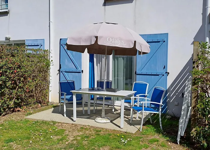 Charmante Maisonnette Avec Piscine, 2 Chambres, Terrasse Privee Et Parking - Saint-Brevin-Les-Pins - Fr-1-364-118