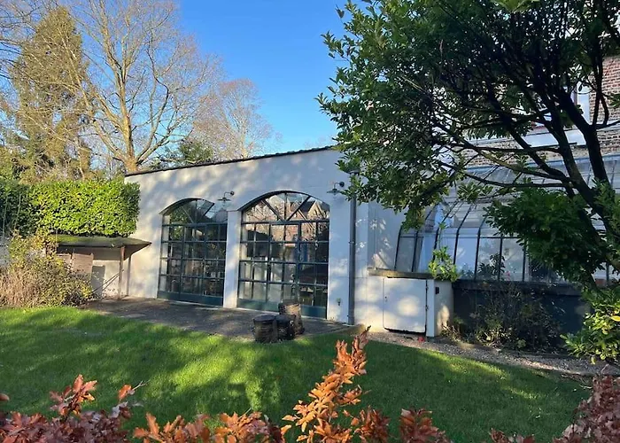 Charmante Maison Dans Un Coin De Verdure À Boitsfort