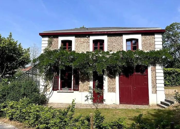 Charmante Maison Dans Un Coin De Verdure À Boitsfort
