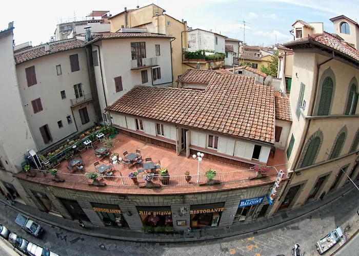 Hôtel bon marché: Hotel Balcony