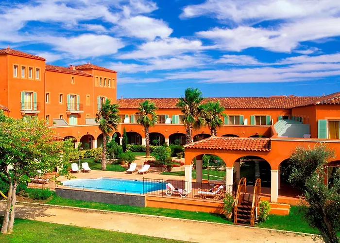 Hôtel 4 étoiles: Vacancéole - Résidence Le Palmyra Golf