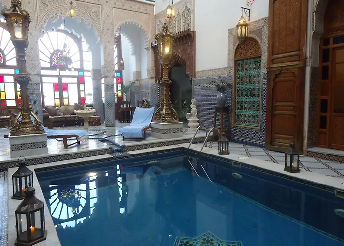 Hotel Jacuzzi Privatif Arabesque & Spa