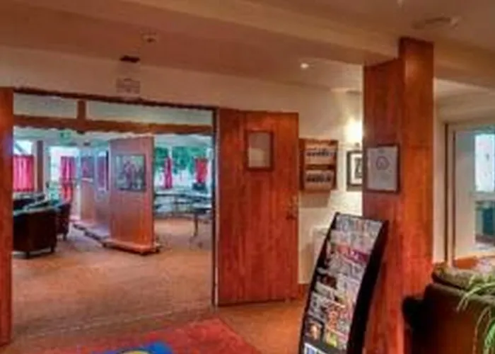 Sky Hotel Goussainville Charles de Gaulle