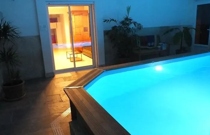  La Petite Maison Sous Les Pins