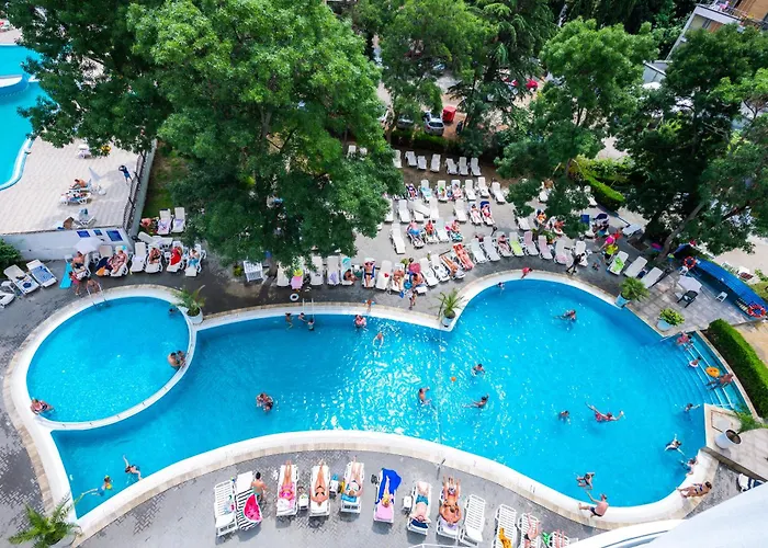 Sun Palace