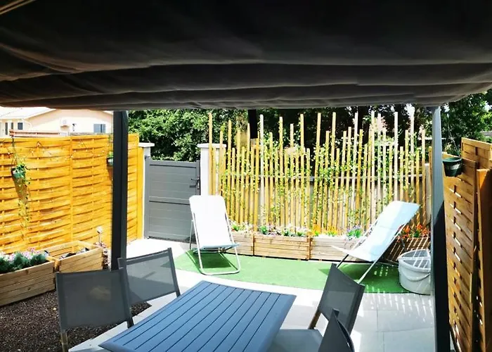 STUDIO MEZZANINE 2/3 Personnes