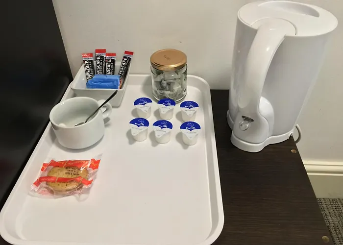 Brighton Beach Inn Hostel