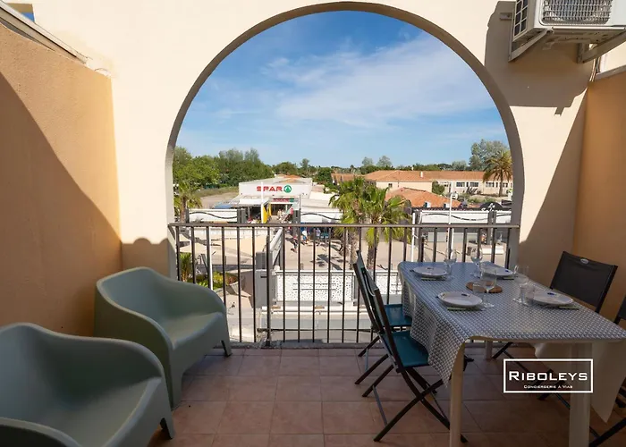 Appartement climatisé à 100m de la plage