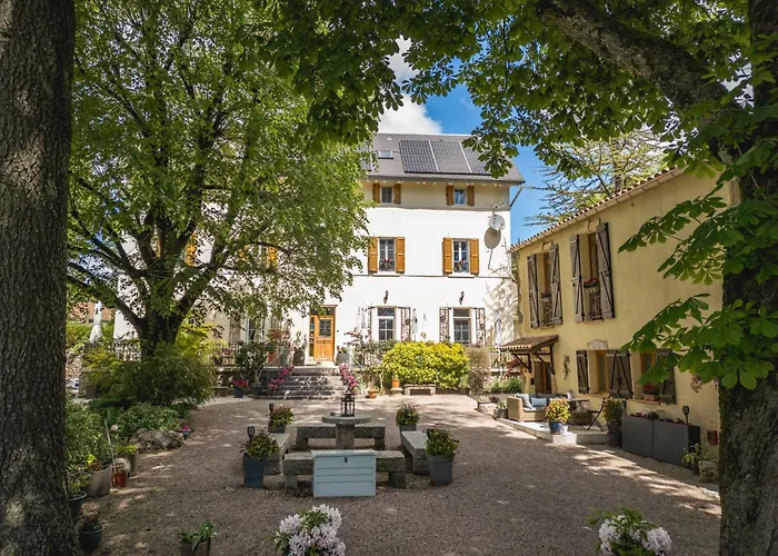 Gites du Caylar - Chambres et Appartments