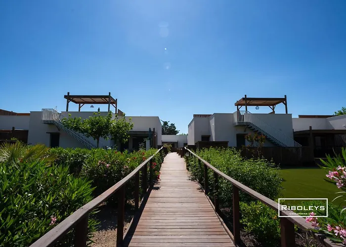 T2 climatisé avec WIFI et piscine