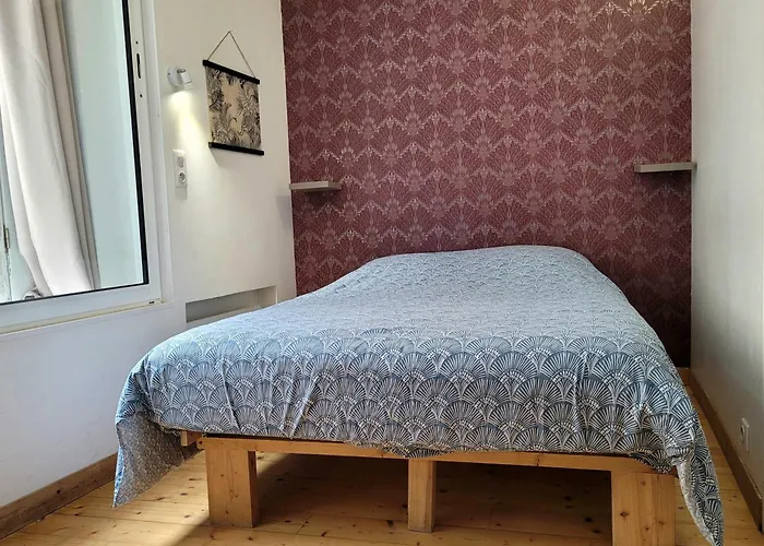1 2 Chambres Plus Salon, 3 s Rénovés
