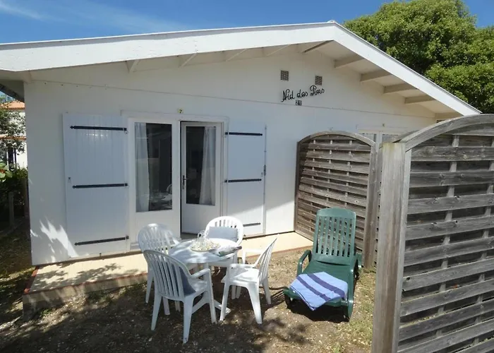 Maison Cosy Avec Terrasse - A 10Min A Pied De La Plage - Propice Aux Familles Et Animaux Acceptes - Fr-1-540-219