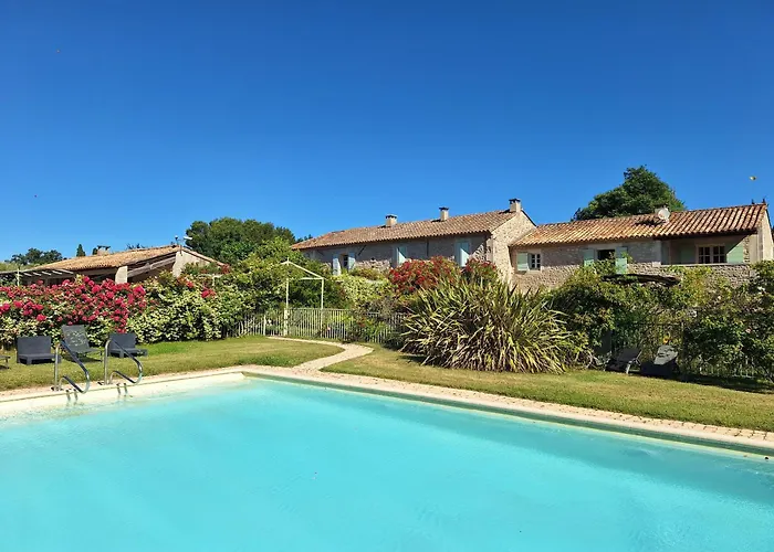 MAS DES FIGUES - très calme - Certifié Biologique FRBio10 - jardin naturel écologique vivant - piscine 12x6- Copieux brunch paysan méditerranéen du jardin cuisine maison huile d'olive- Agritourisme-Alpilles Saint Rémy de Provence-du 01 mai au 29 sept