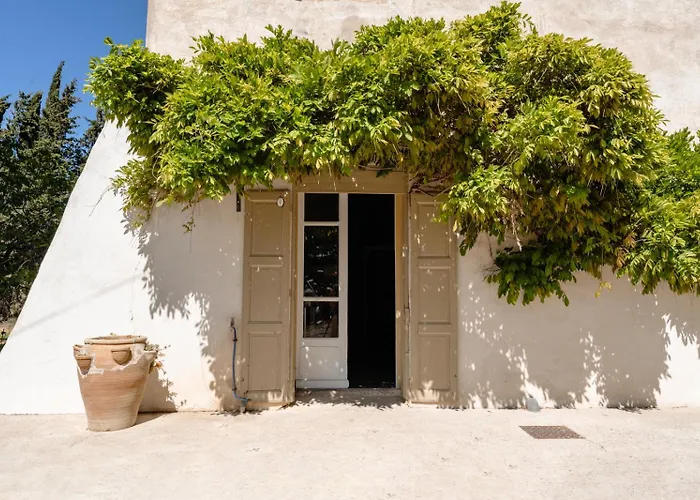 Saint Paul le Marseillais Gites