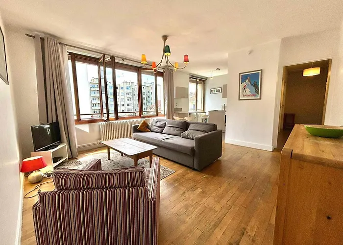 Annecy Centre - Lumineux et Spacieux Appartement 2 Pièces de 54m² pour 2/4 Personnes - FR-1-432-28