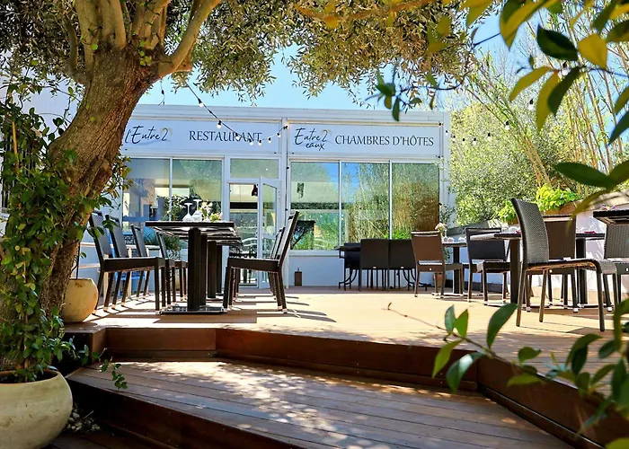 Hôtel 4 étoiles: Entre 2 eaux