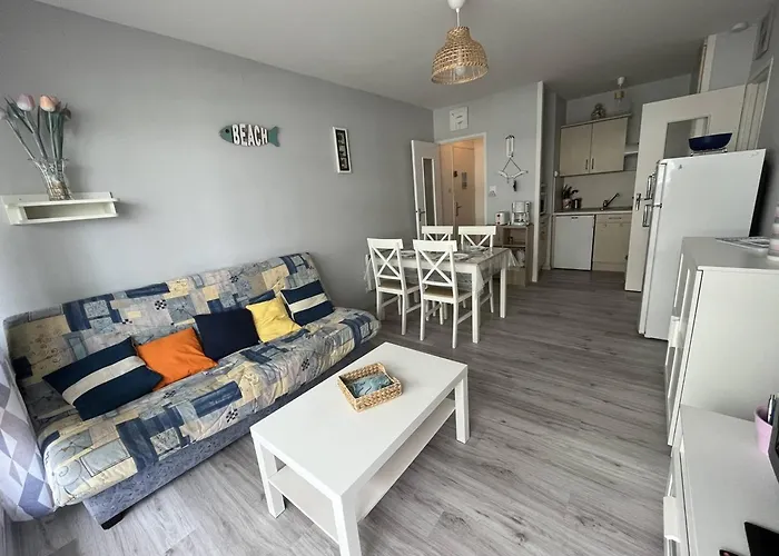 Charmant Appartement Avec Parking, A 50M De La Plage - Fr-1-324A-25