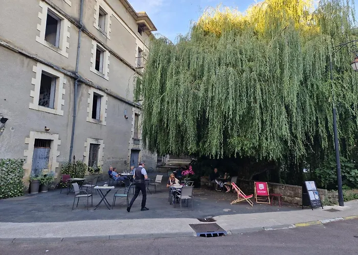 Logis La Vieille Auberge