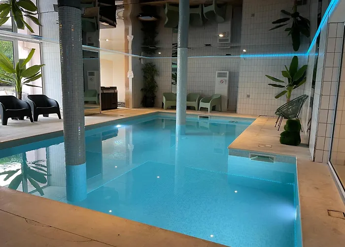 Hotel Jacuzzi Privatif Originals Boutique