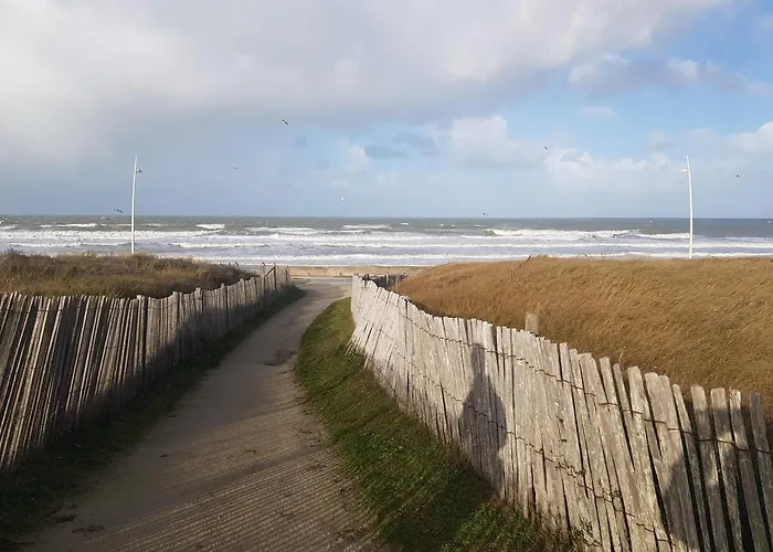 Cabourg Emeraude 2 étoiles plage et thalasso 100m parking gratuit