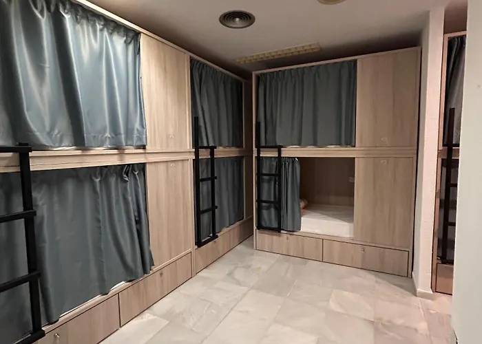 Hôtel de plage: Hostel Sorolla Playa