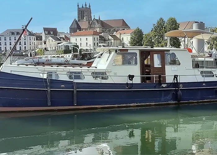 Spicy - Sejour Insolite Sur La Marne