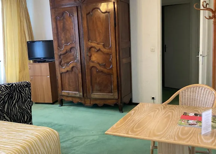 Hôtel: Le Grand Paris