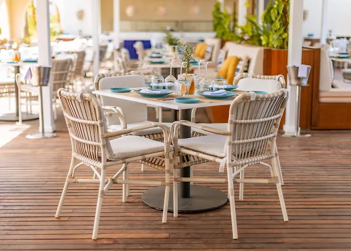 Four Seasons Hotel Tunis