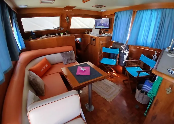 Bateau Atypique Yacht La Rochelle