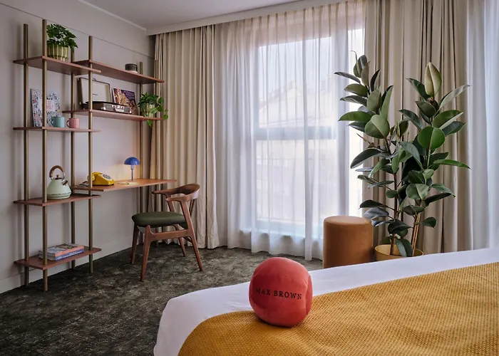 Hôtel Jacuzzi: Max Brown Hotel 5Th District, Part Of Sircle Collection
