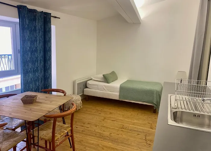 Appartement: Duplex quartier piéton