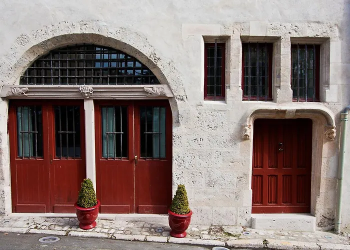 Hôtel 3 étoiles: Les Trois Maillets, Monument Historique