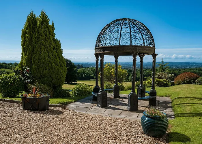 New House Country Hotel