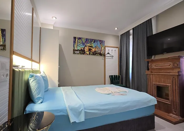 The Empress Theodora Hotel Ll