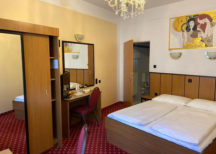 Hôtel 3 étoiles: Garten- Und Kunsthotel Gabriel City