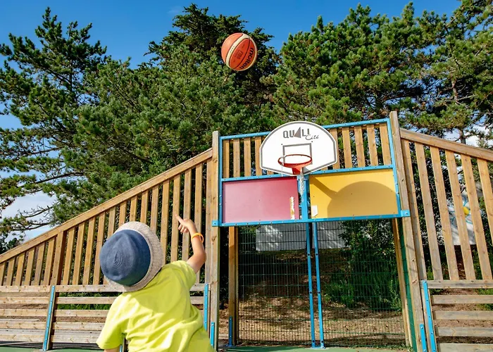 Hôtel bon marché: Village Club Kerlannic