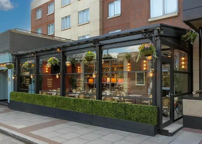 Hôtel pour familles: Grand Canal Hotel