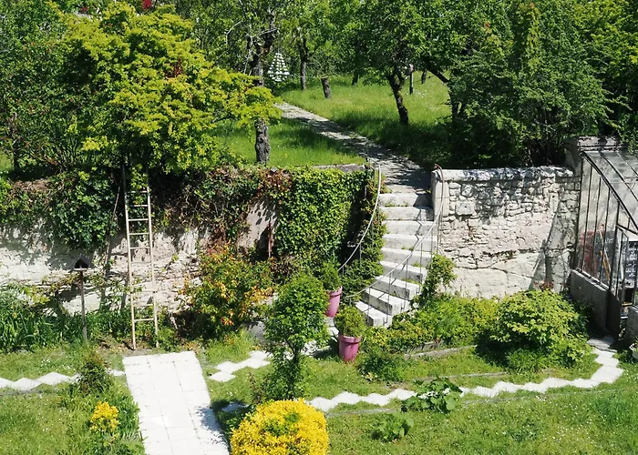  Le Jardin Des Lys - Chambre D'hôte Ou