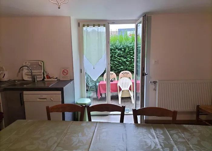 Villa: La Maison De L'union