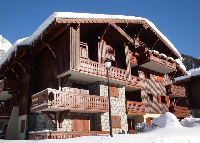 Duplex 4 Pieces Avec Balcon Et Parking A Pralognan, Proche Des Pistes - Fr-1-464-43
