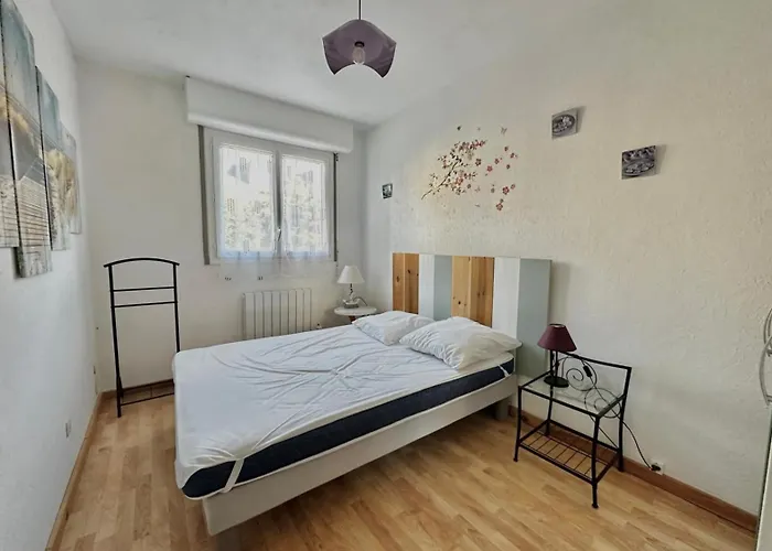 Appartement avec loggia - Proche centre et plage