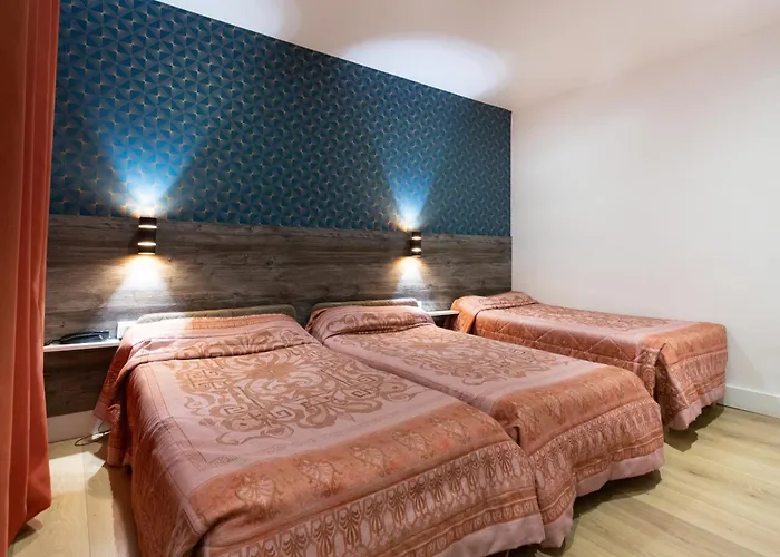 Hôtel: Hotel Leonard De Vinci 75011