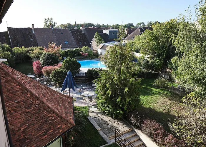 Hostellerie de la Tour d'Auxois