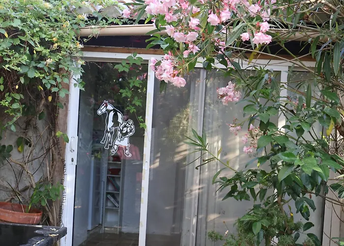 B&B: Mazet du Maréchal Ferrant