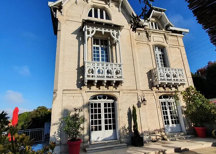 Art Nouveau