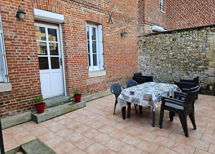 A la Terrasse coeur Honfleur